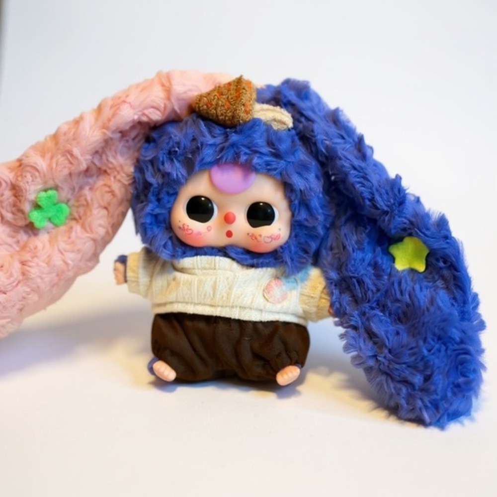 Baby Three Lily Rabbit Town V4‎ Plush